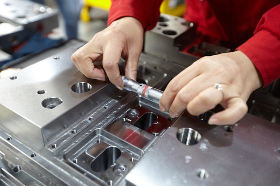 গুণ  DXM Spectial Mold Base Plates Injection Mold Base ISO9001:2015 কারখানা