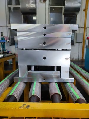 চিকিৎসা সরঞ্জাম জন্য জাপান  কাস্টম ছাঁচ ঘাঁটি CNC মেশিন